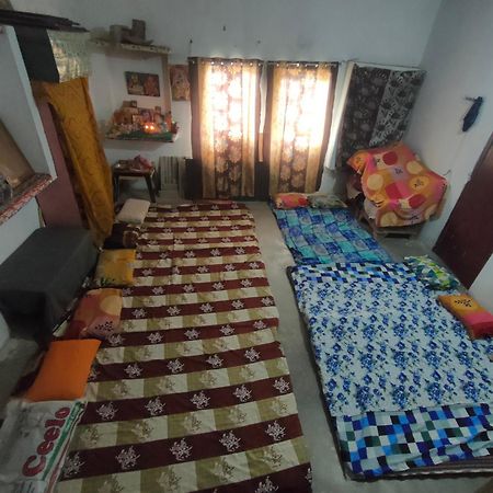 श्री बांके बिहारी सेवा धाम Hotell Vrindāvan Eksteriør bilde